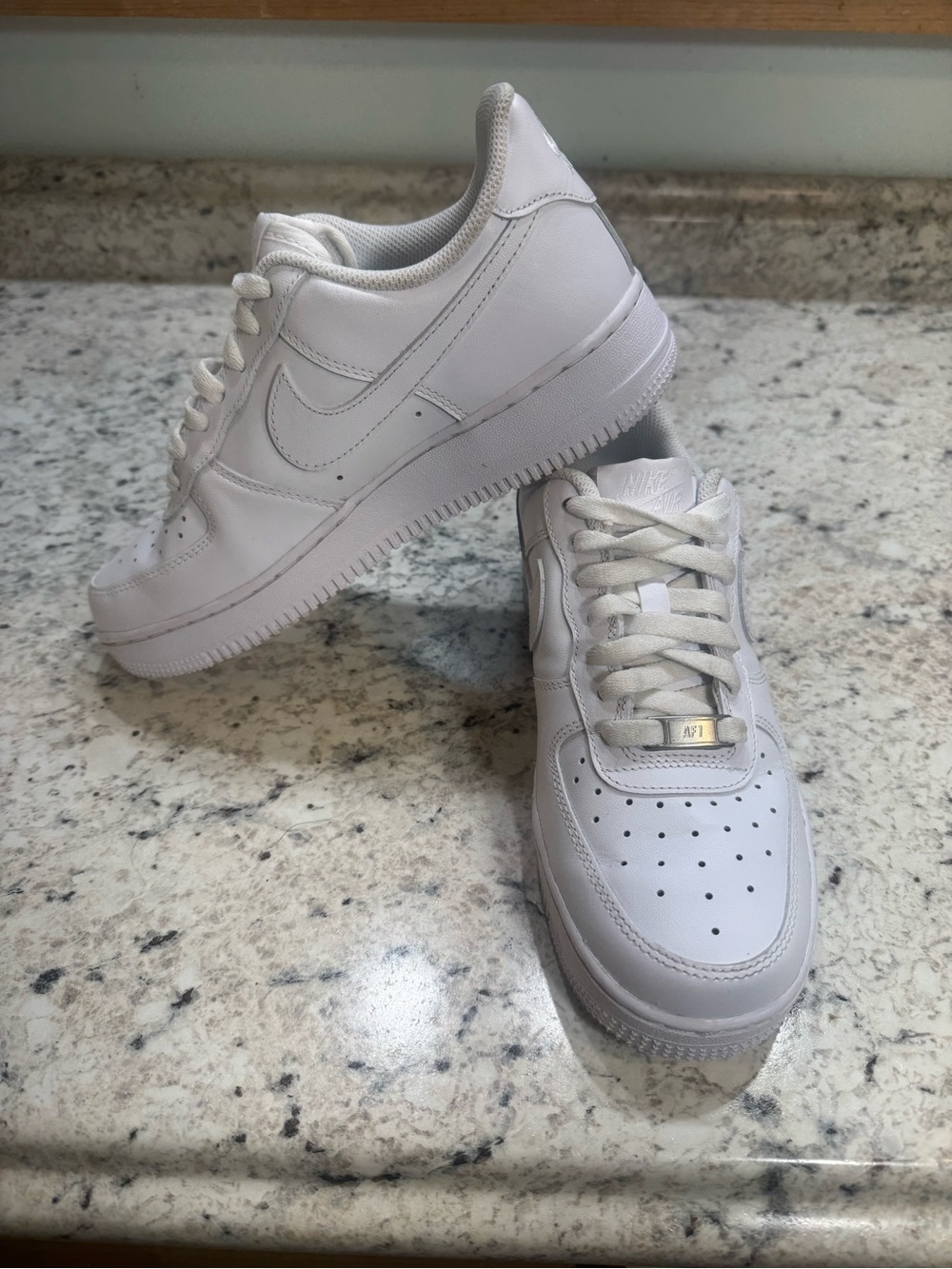Nike Air Force 1 Low White Leather Sneakers men’s size 6.5
